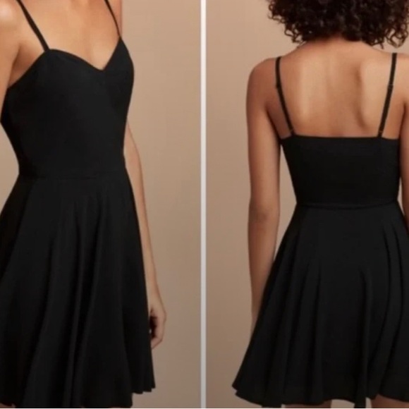 TALULA ARITZIA Sweetheart Fit & Flare Dress NWOT - Picture 6 of 6